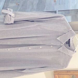 Size L Zach&Rachel tunic length top
